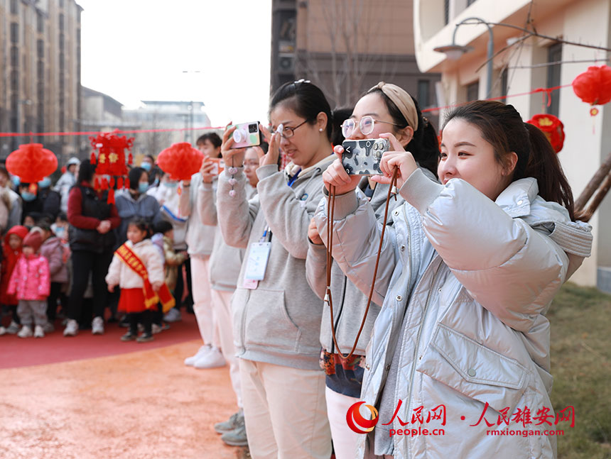 D׃@ώӛ䛻Ӿ˲gW z