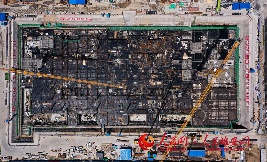 雄安新區大學園圖書館項目建設現場。人民網 李兆民攝