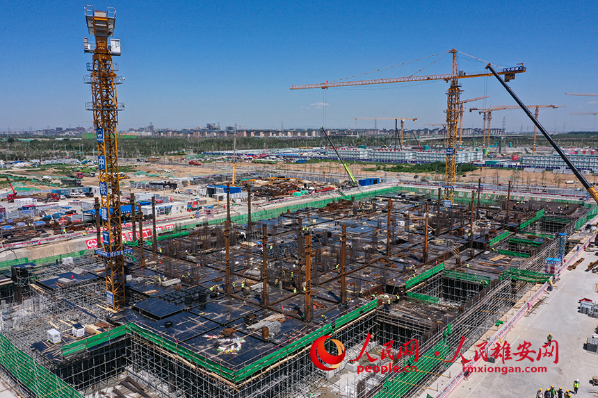 雄安新區大學園圖書館項目建設現場。人民網 李兆民攝