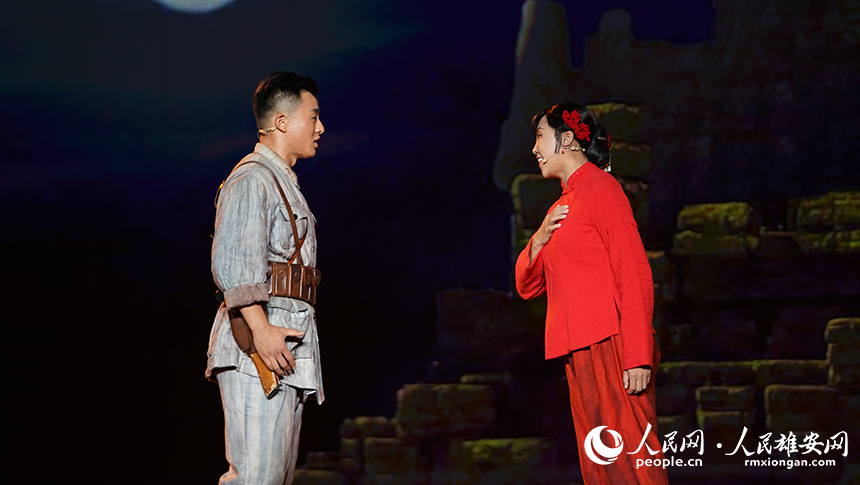 第十三屆中國藝術節閉幕式文藝演出現場。人民網 楊華龍攝