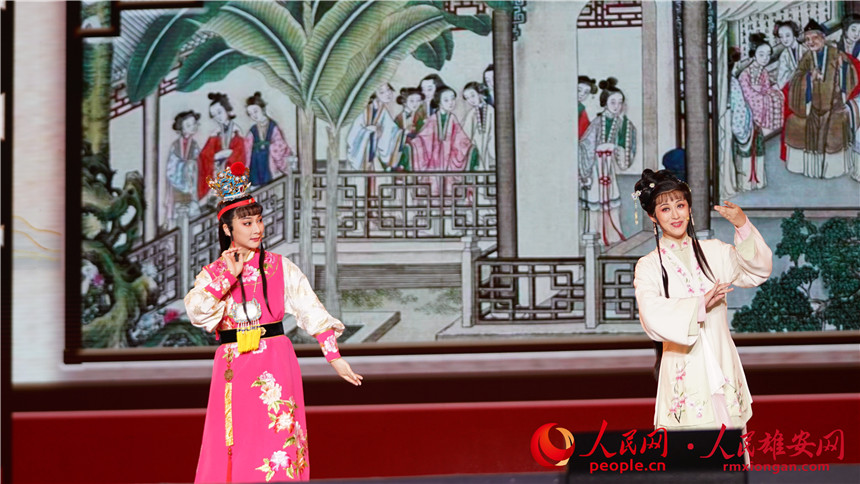 第十三屆中國藝術節閉幕式文藝演出現場。人民網 楊華龍攝