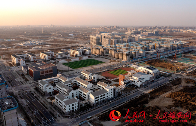 1月11日北京四中、史家胡同小學航拍。人民網 李兆民攝_副本