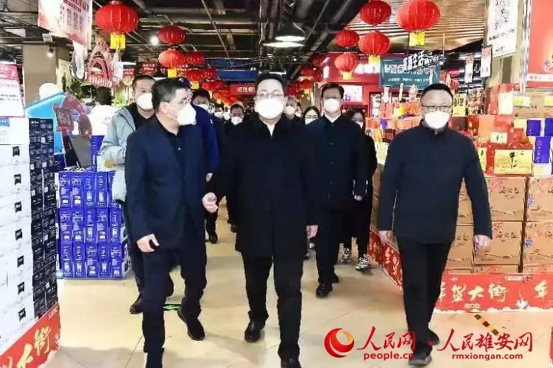 張國華在春節前赴基層走訪慰問并調研檢查安全生產和市場保供工作。劉向陽攝