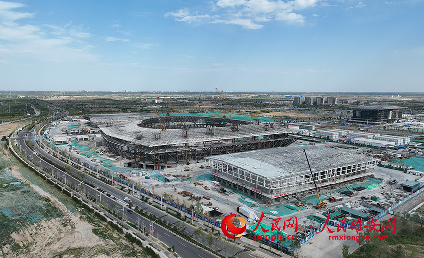 航拍雄安體育中心項目建設現場。人民網 李兆民攝
