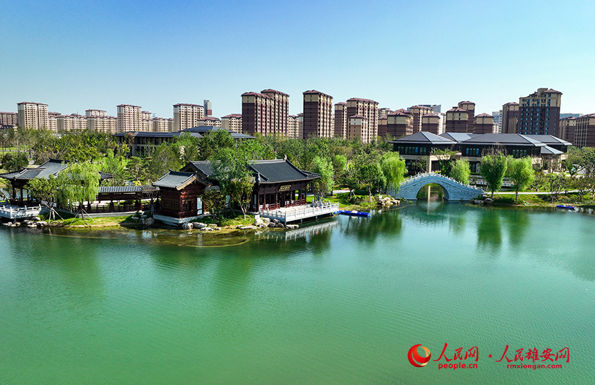 航拍雄安國際酒店園林景觀。人民網 李兆民攝