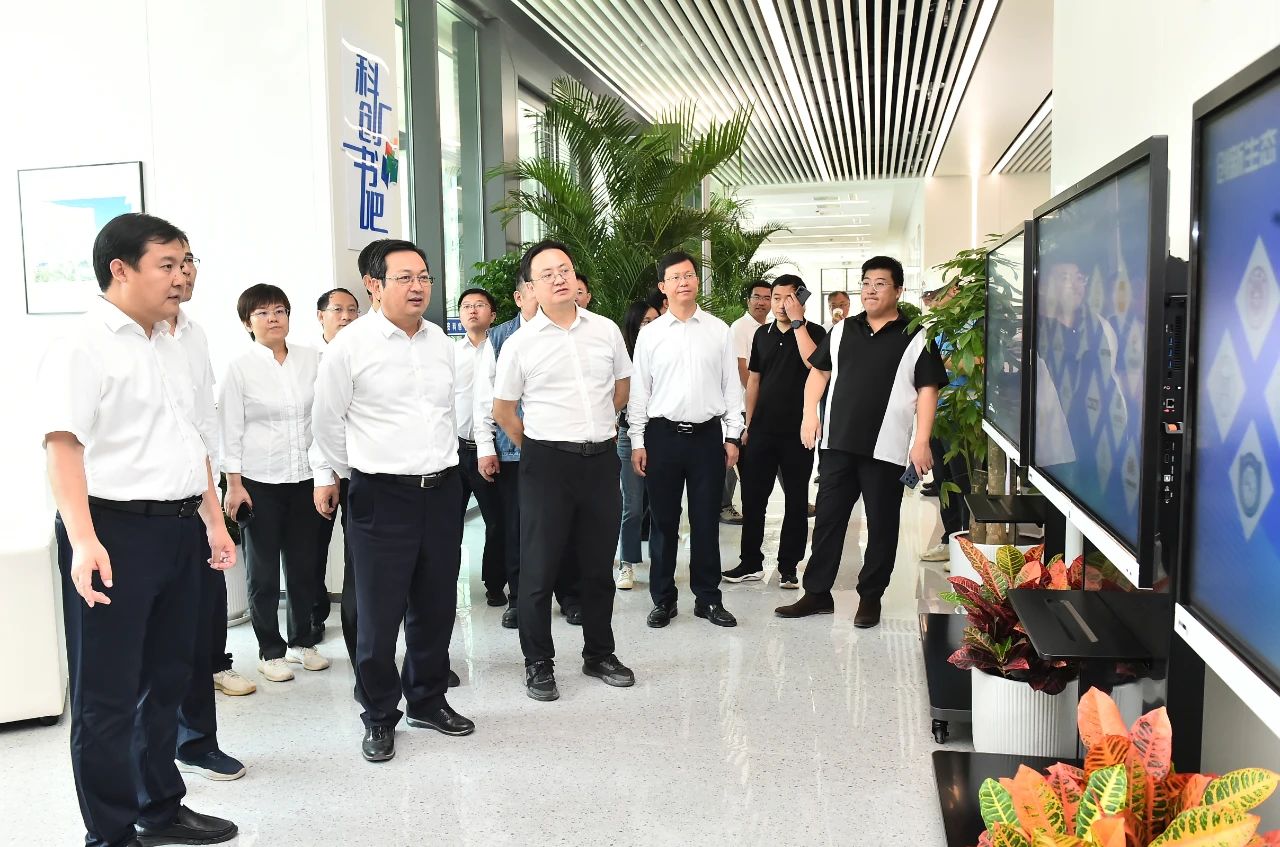 張國華調研起步區、啟動區重點項目工作。劉向陽攝