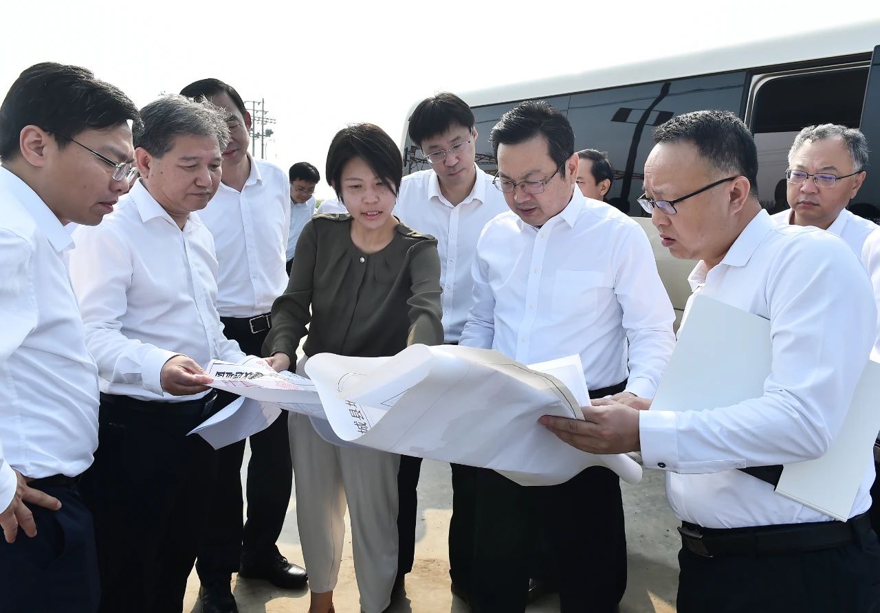 張國華調研起步區、啟動區重點項目工作。劉向陽攝