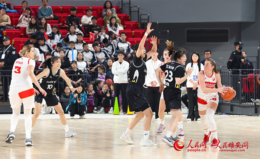 雄安國際女籃邀請賽現場。人民網記者 李兆民攝