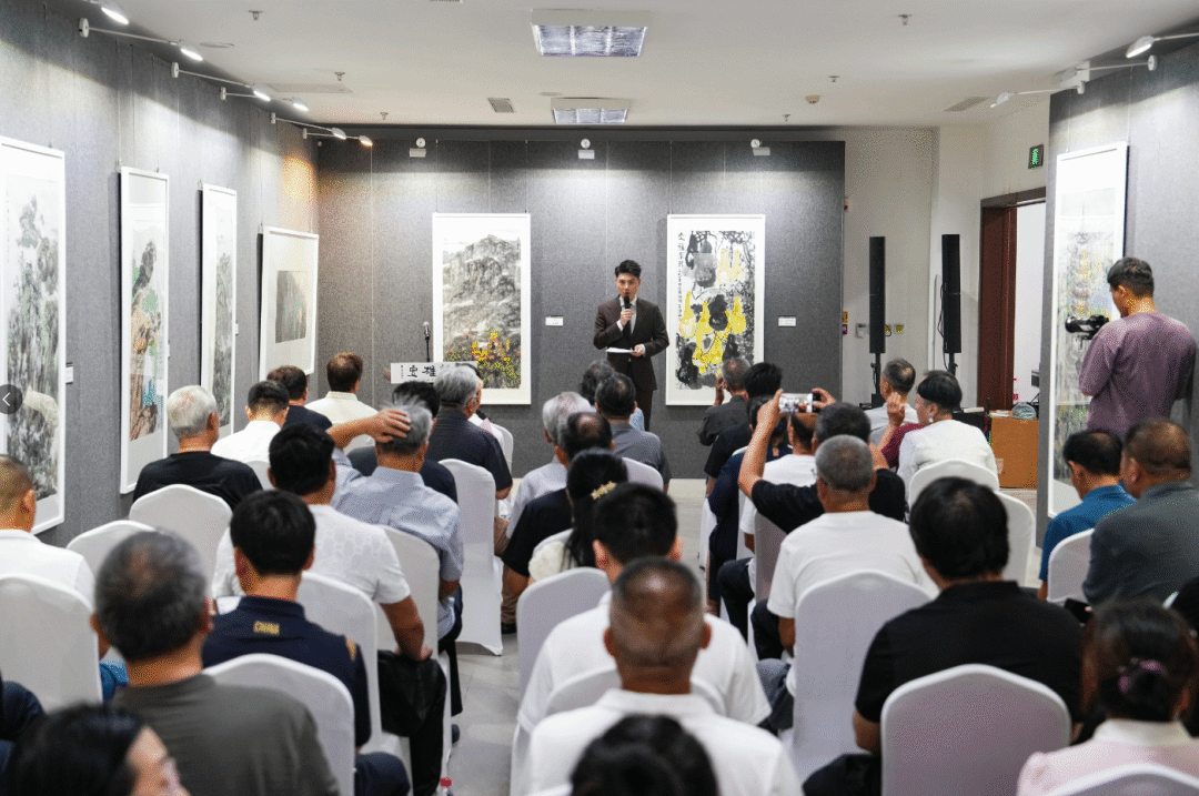全國中國畫名家精品邀請展活動現場。董嘉琛攝