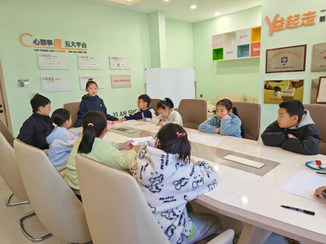 “兒童觀察團”自編自導科普視頻。啟動區管委會供圖